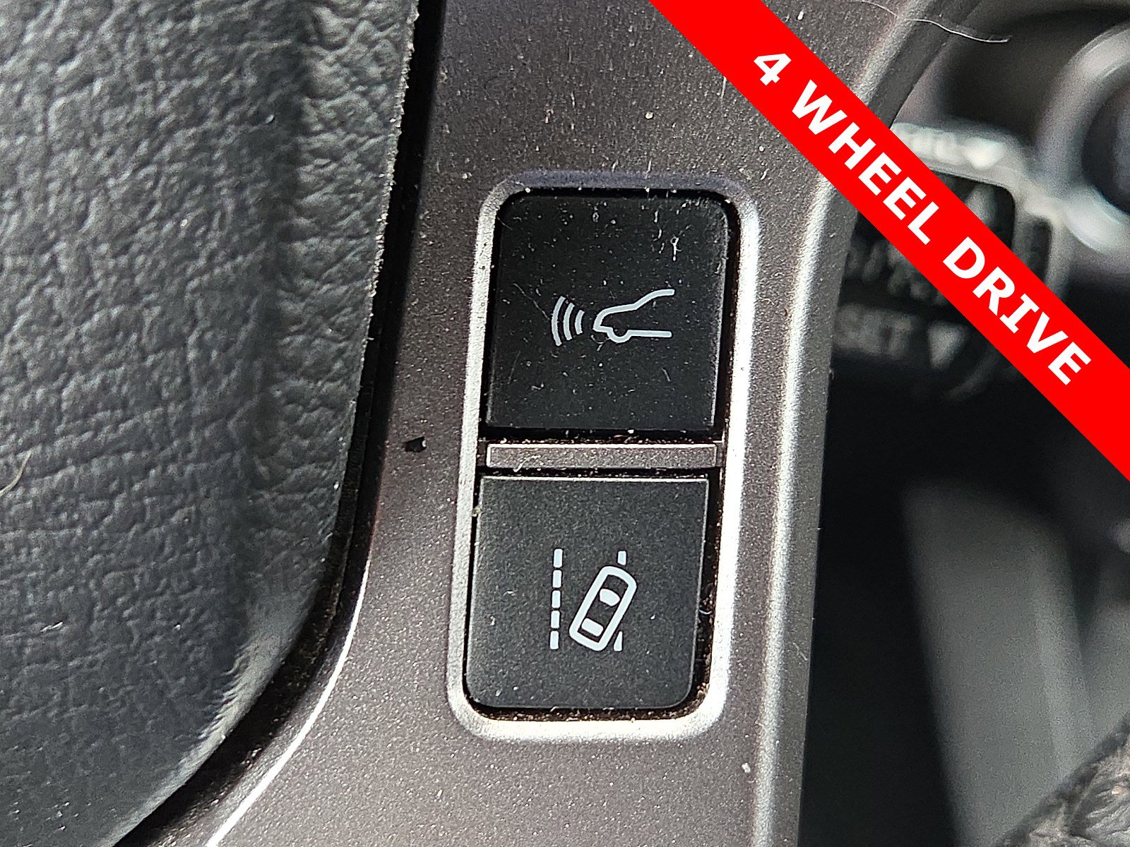 Used 2023 Toyota Tacoma SR5 w/ Technology Package image 21