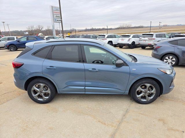 Used 2024 Ford Escape ST-Line AWD/4WD image 9