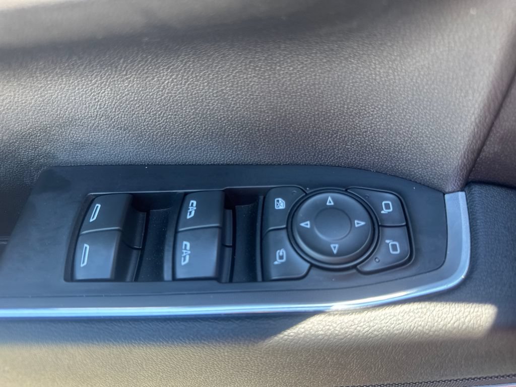 Used 2024 Chevrolet Silverado 1500 LTZ AWD/4WD image 20