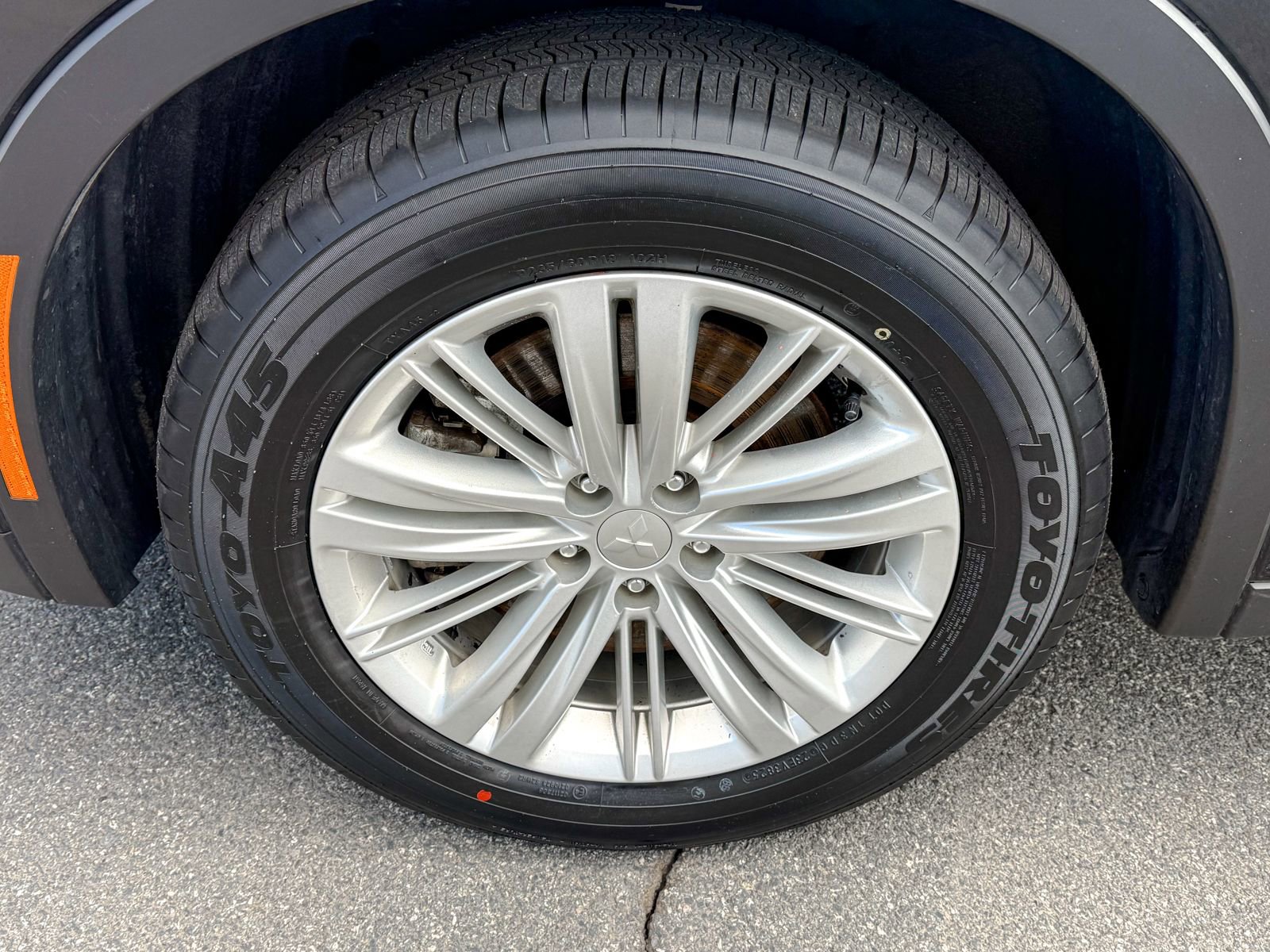 Used 2024 Mitsubishi Outlander ES image 9