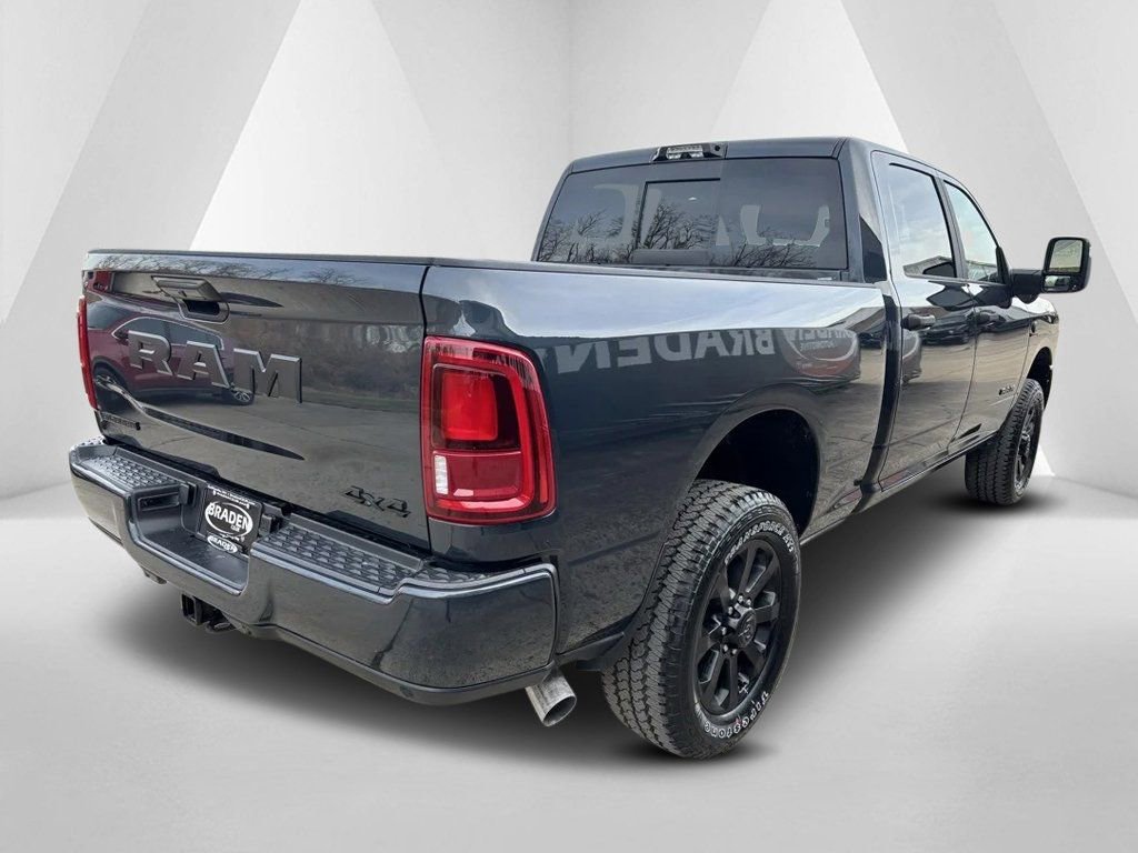 New 2026 RAM 3500 Big Horn AWD/4WD image 6