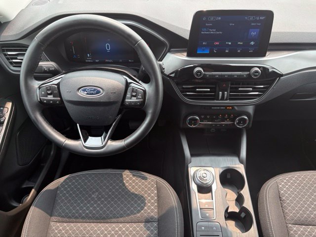 Used 2024 Ford Escape Active AWD/4WD image 3