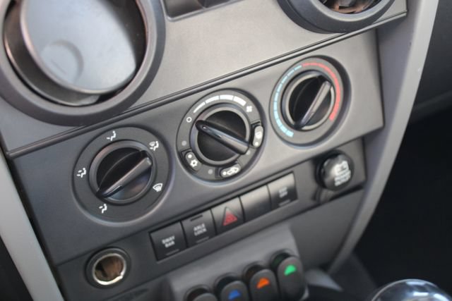 Used 2007 Jeep Wrangler Rubicon w/ Dual Top Group AWD/4WD image 21