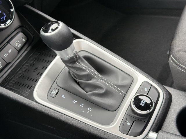 New 2026 Hyundai Venue SEL FWD image 30