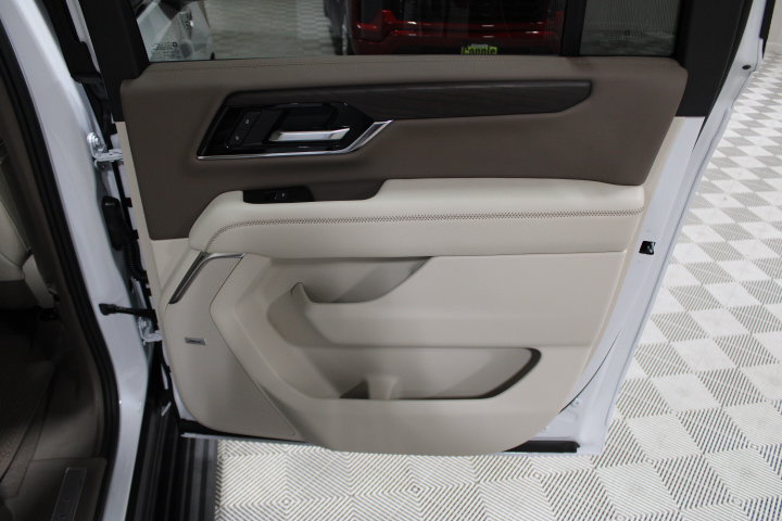 New 2026 GMC Yukon XL Denali w/ Denali Reserve Package AWD/4WD image 31
