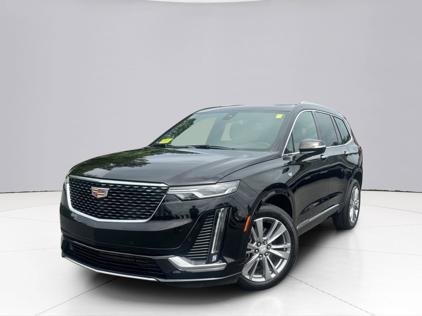 Used 2023 Cadillac XT6 Premium Luxury image 1