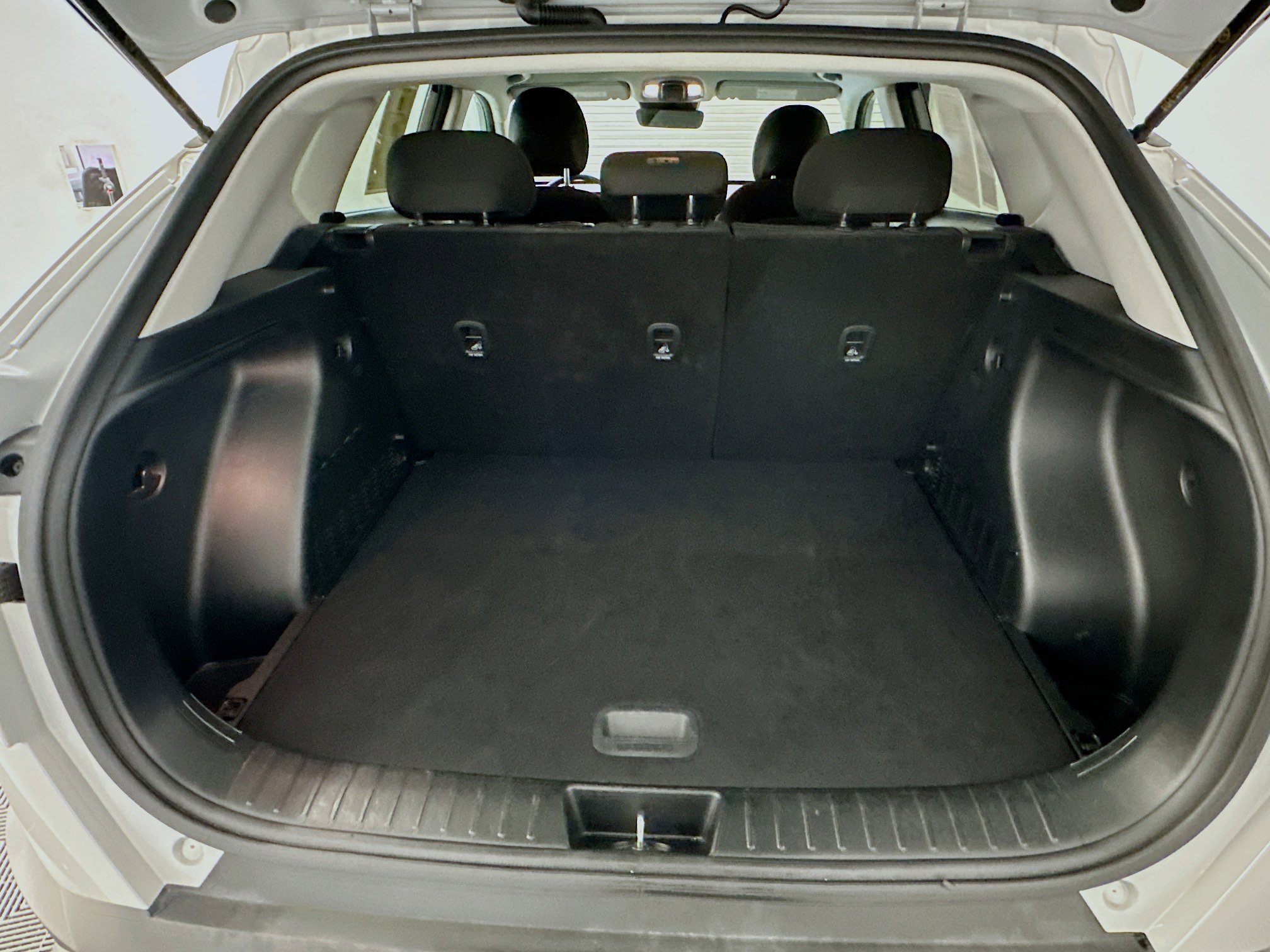 Used 2024 Hyundai Kona SEL image 30