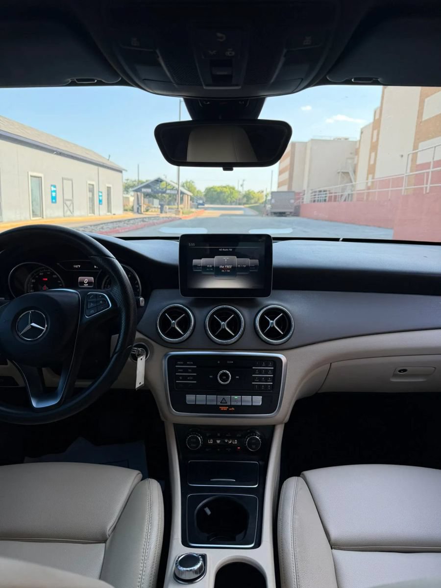 Used 2017 Mercedes-Benz CLA 250 image 54