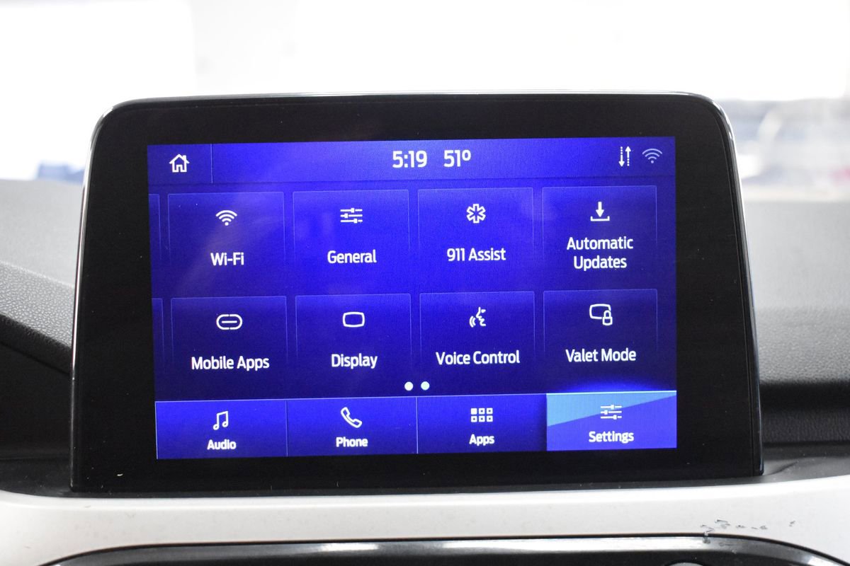 Used 2020 Ford Escape SE image 19