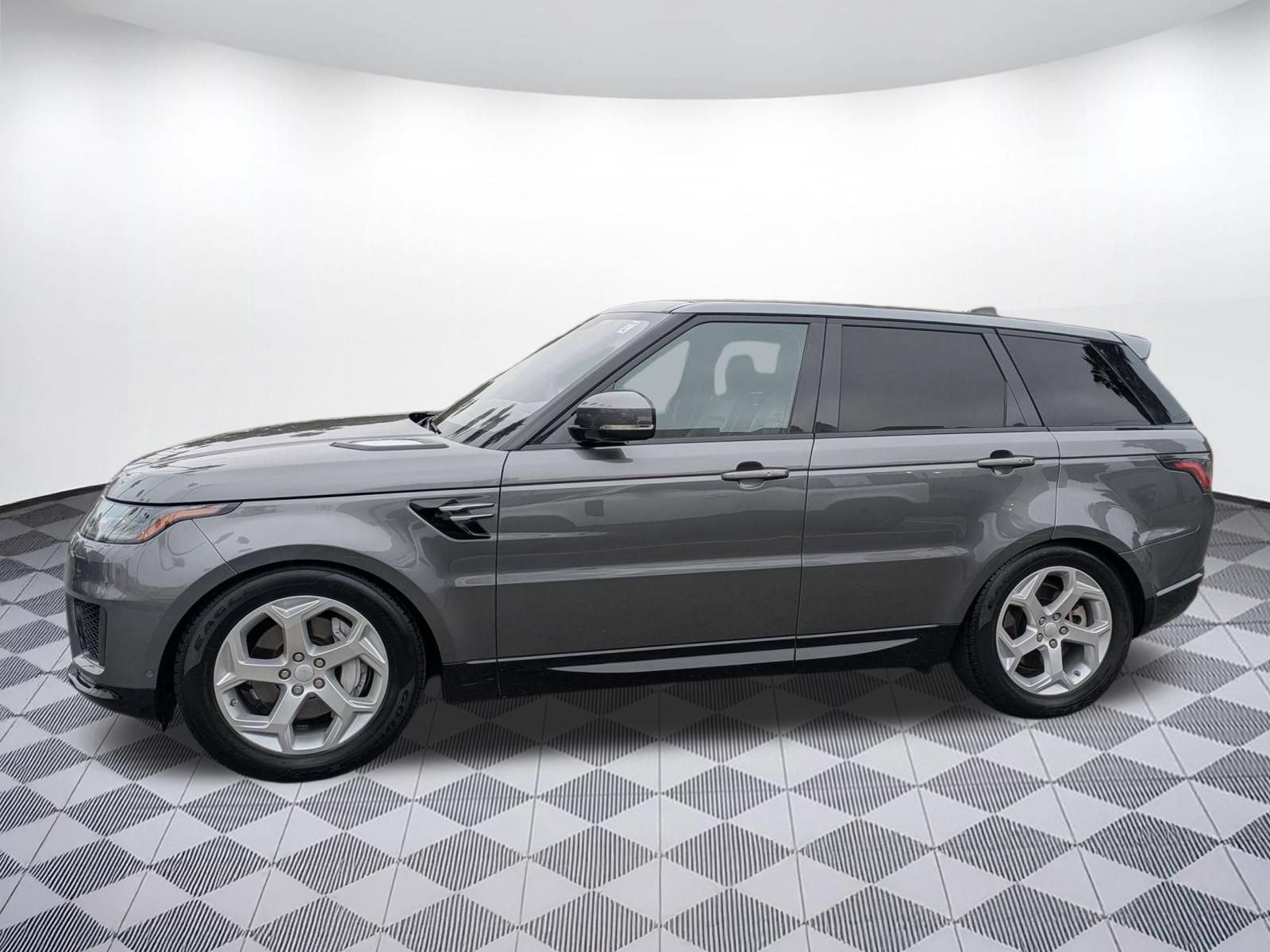 Used 2018 Land Rover Range Rover Sport HSE AWD/4WD image 2