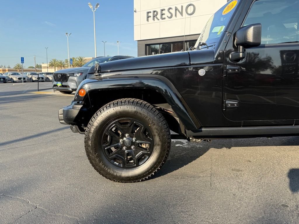Used 2016 Jeep Wrangler Unlimited Sahara AWD/4WD image 5