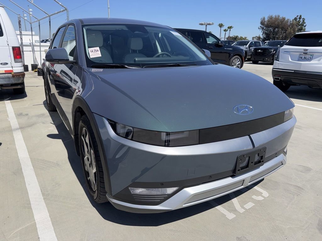 Used 2023 Hyundai Ioniq 5 SEL image 3