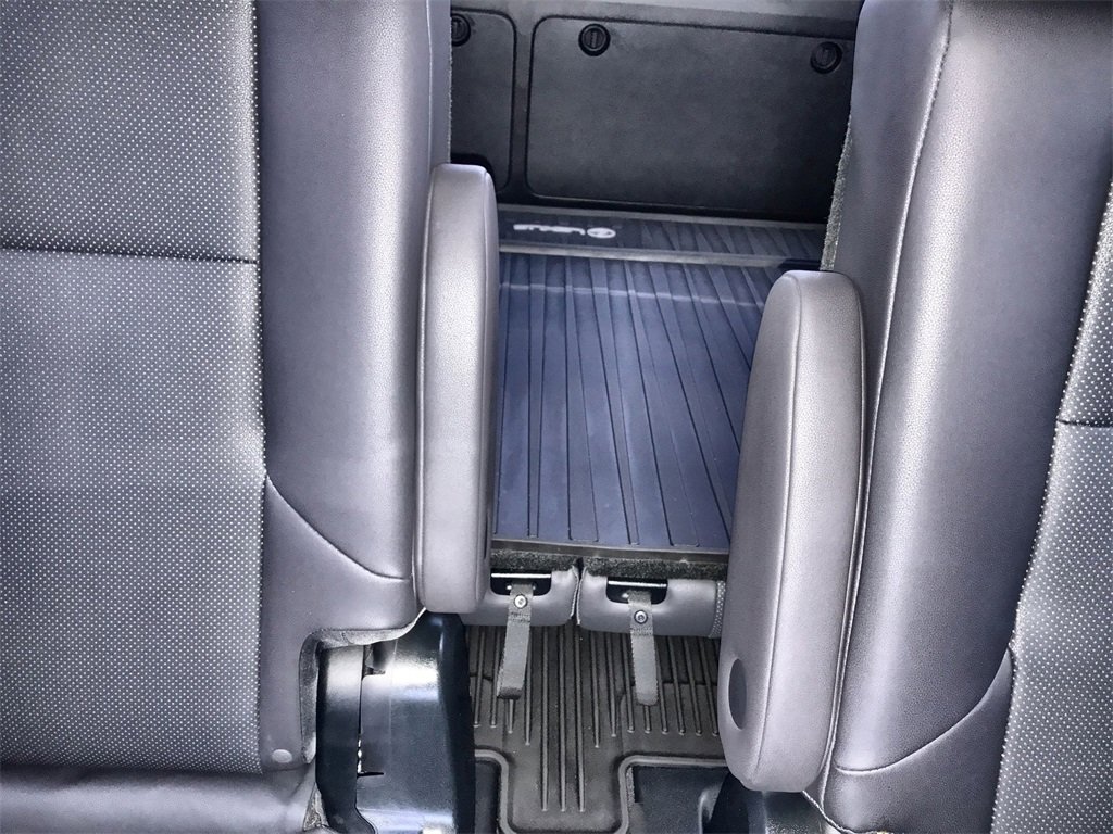 Used 2022 Lexus GX 460 Premium image 23