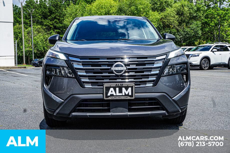 Used 2024 Nissan Rogue S AWD/4WD image 9
