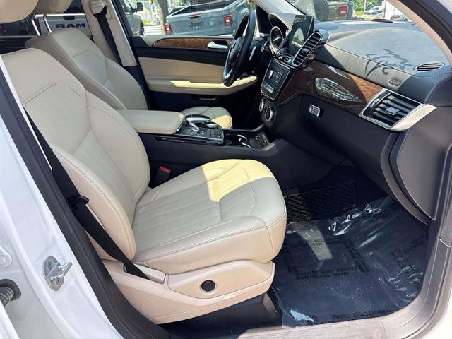 Used 2017 Mercedes-Benz GLS 450 4MATIC w/ Premium Package image 18