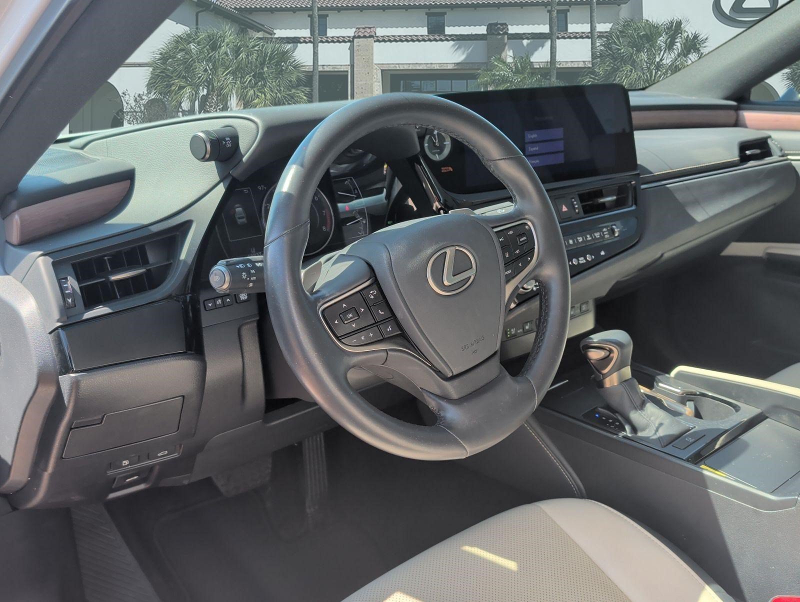 Certified 2025 Lexus ES 350 w/ Premium Package FWD image 12