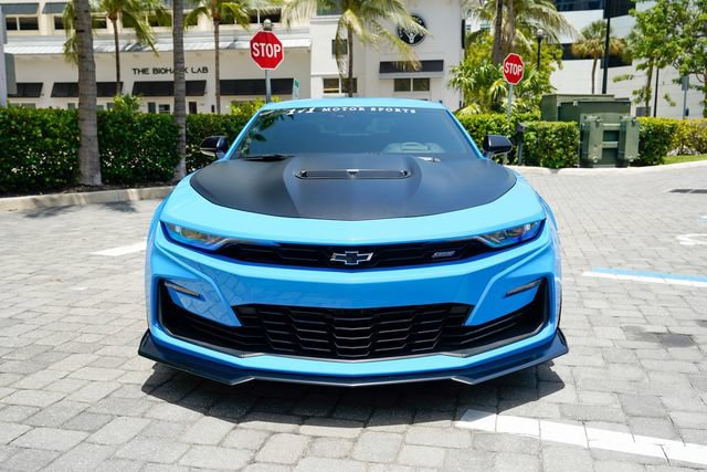 Used 2022 Chevrolet Camaro SS RWD image 4