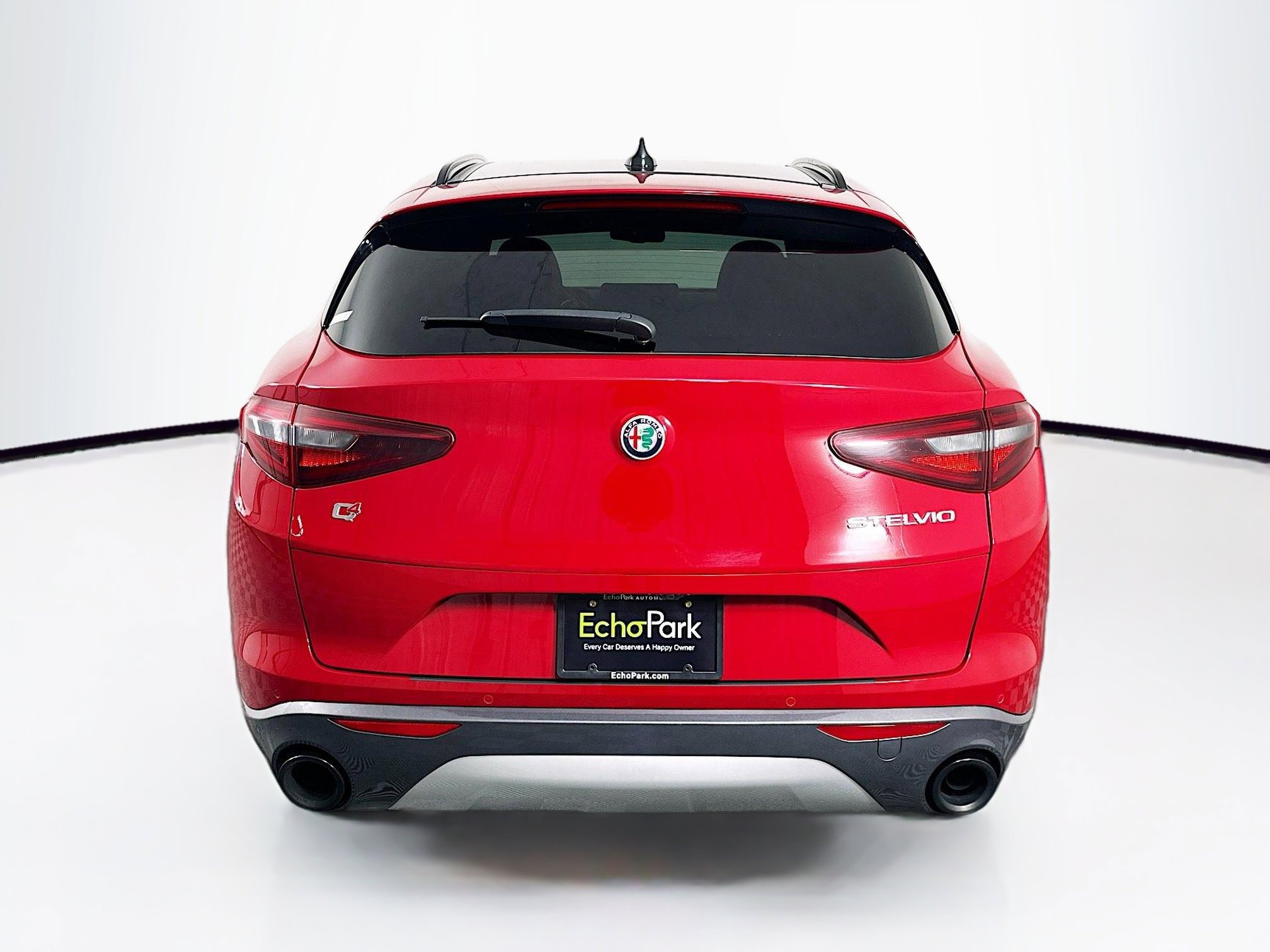 Used 2023 Alfa Romeo Stelvio Ti image 7