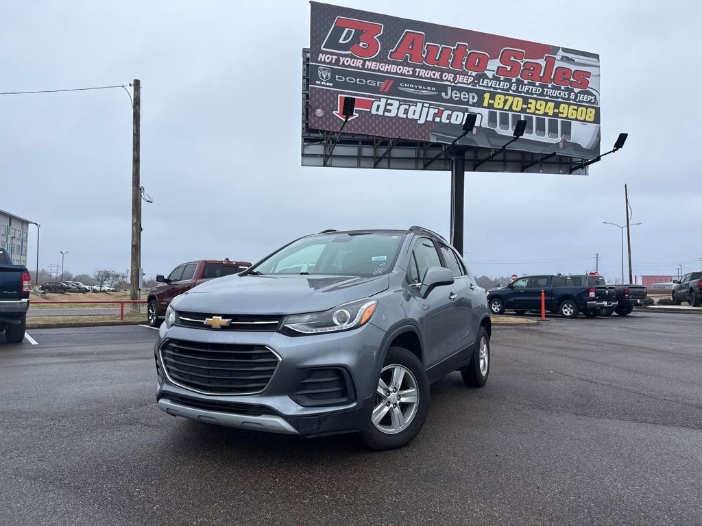 Used 2019 Chevrolet Trax LT w/ LT Convenience Package image 1