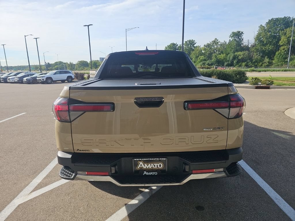 Certified 2024 Hyundai Santa Cruz Limited AWD/4WD image 4