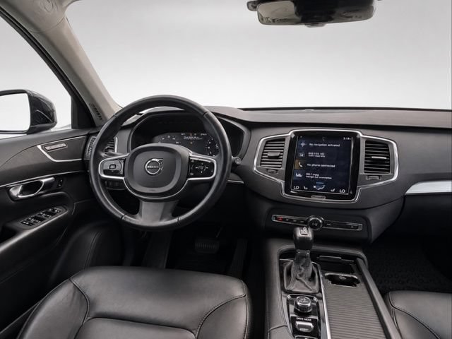 Used 2020 Volvo XC90 T5 Momentum AWD/4WD image 12