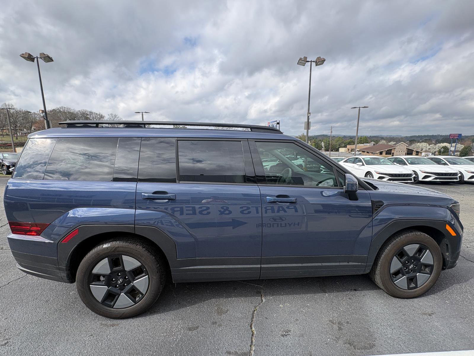 Used 2025 Hyundai Santa Fe SEL image 5