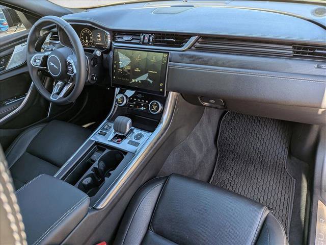 Used 2024 Jaguar XF R-Dynamic SE image 23