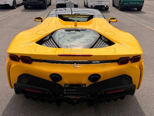 Used 2022 Ferrari SF90 Spider AWD/4WD image 10