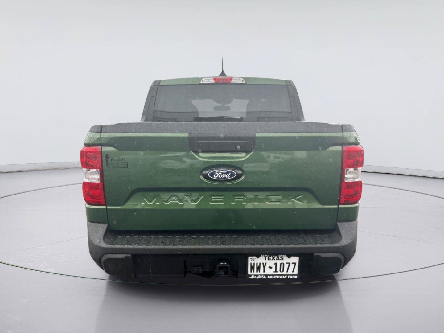 Used 2025 Ford Maverick XLT w/ Equipment Group 302A AWD/4WD image 4