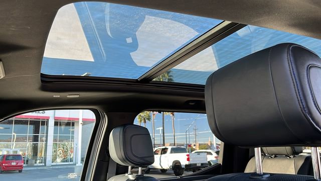 Used 2023 Toyota Tundra Platinum image 16