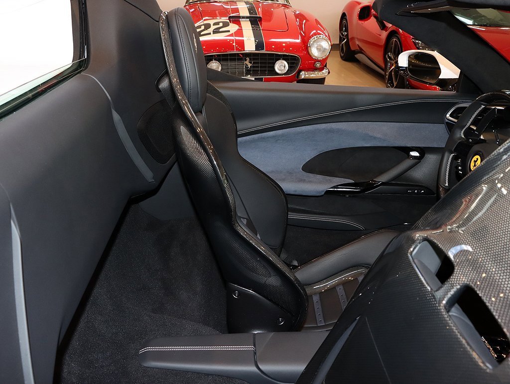 Certified 2025 Ferrari 296 GTS image 43