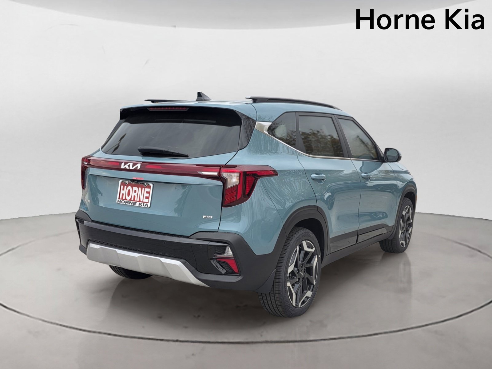 New 2026 Kia Seltos SX AWD/4WD image 4