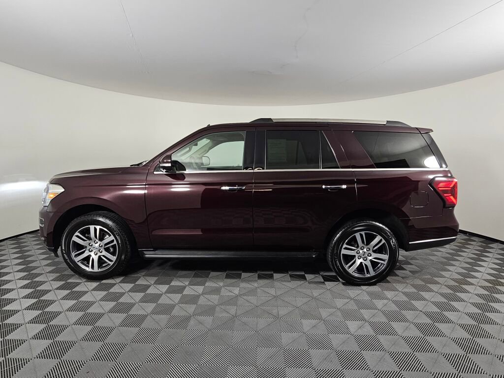 Used 2024 Ford Expedition Limited image 6