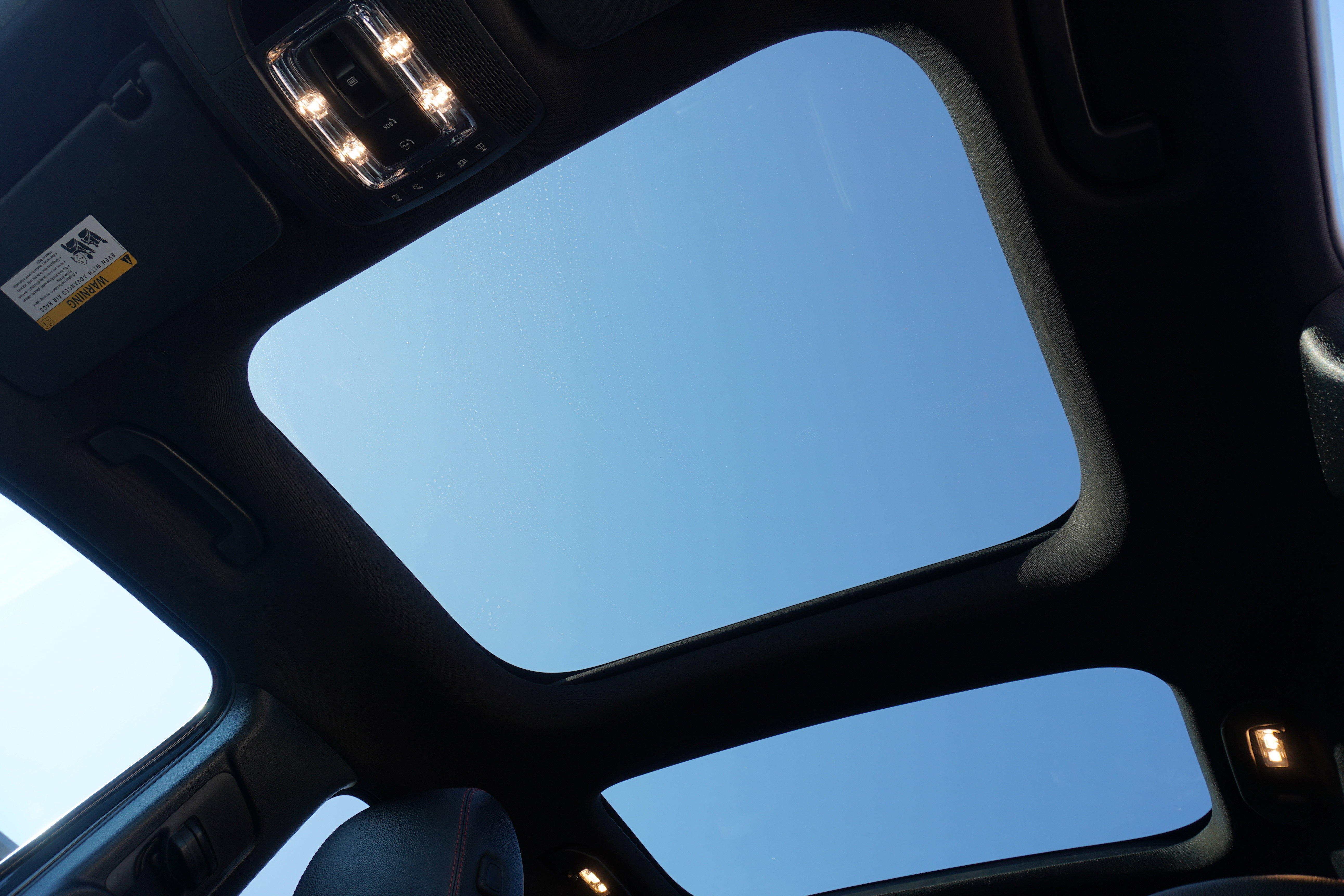 Used 2022 Mercedes-Benz GLB 250 image 16