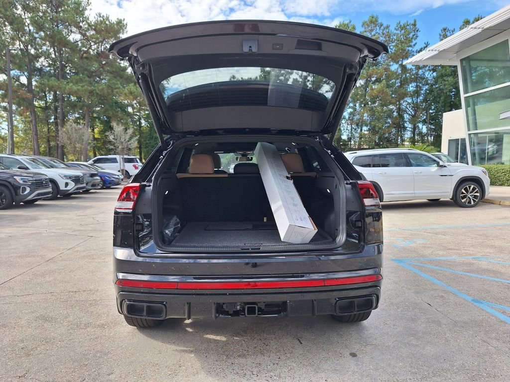 New 2026 Volkswagen Atlas Cross Sport SEL R-Line image 27