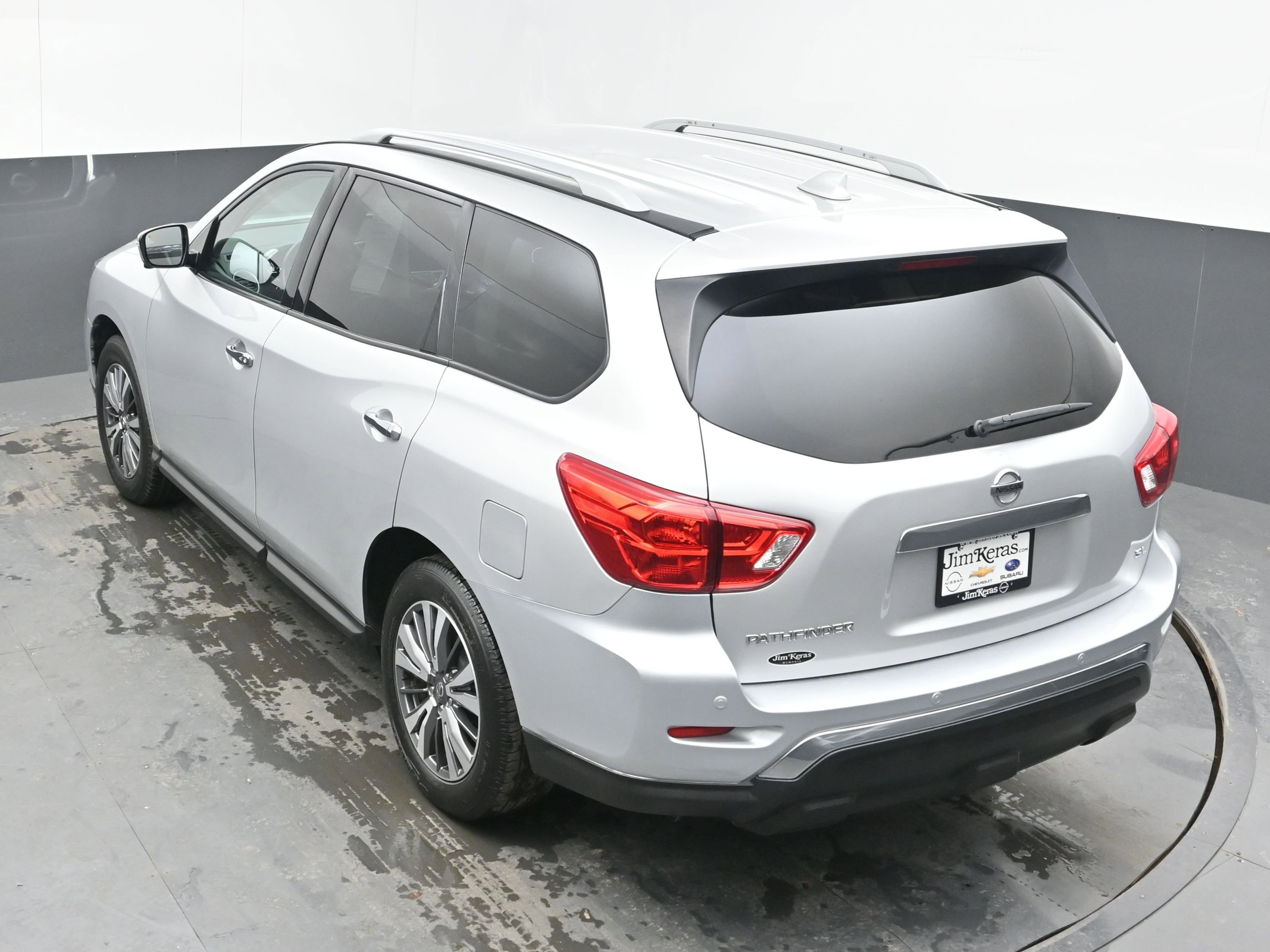 Used 2020 Nissan Pathfinder SL image 34