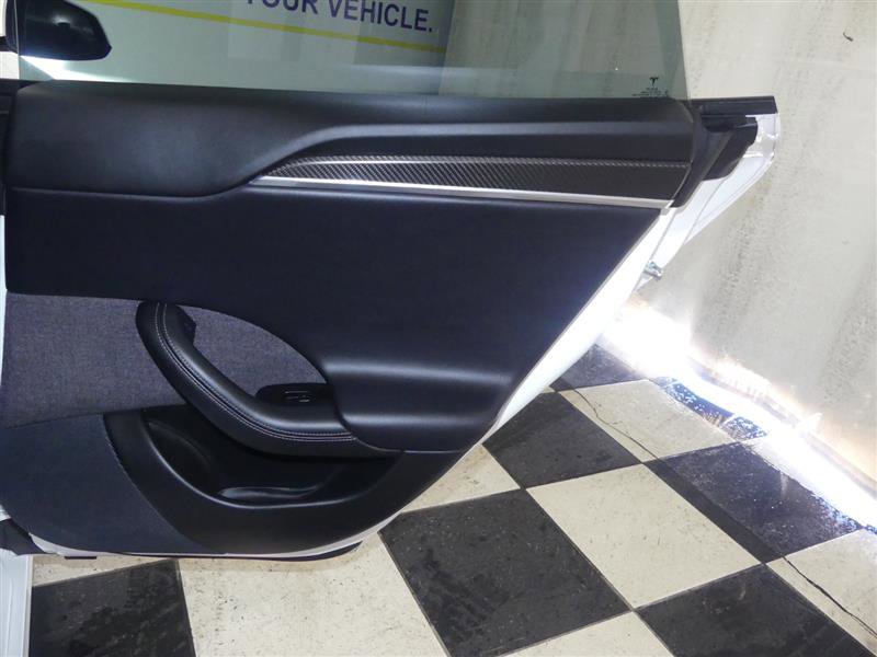 Used 2021 Tesla Model S Plaid image 25