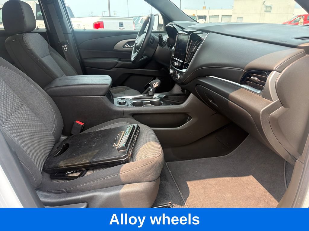 Used 2023 Chevrolet Traverse LT AWD/4WD image 25