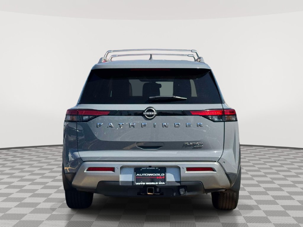 Used 2022 Nissan Pathfinder Platinum w/ Cargo Package AWD/4WD image 7