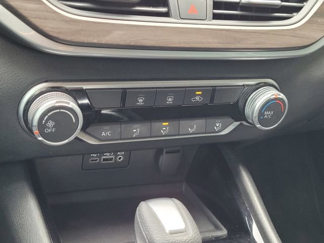 Used 2024 Nissan Altima 2.5 SV image 11