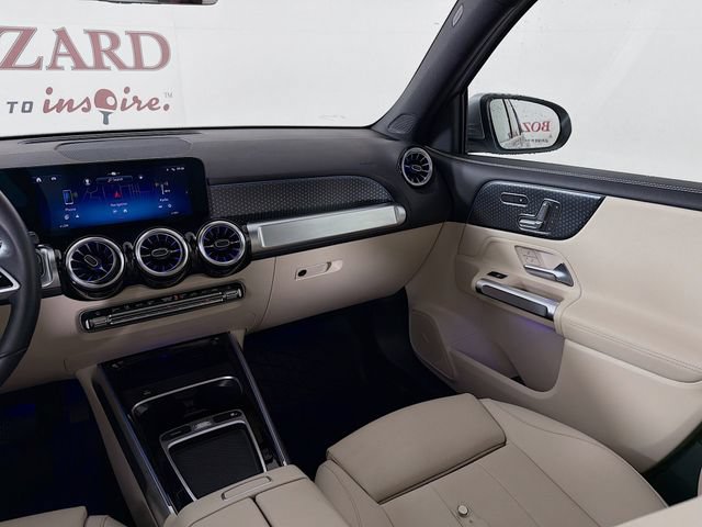 Used 2025 Mercedes-Benz GLB 250 image 28