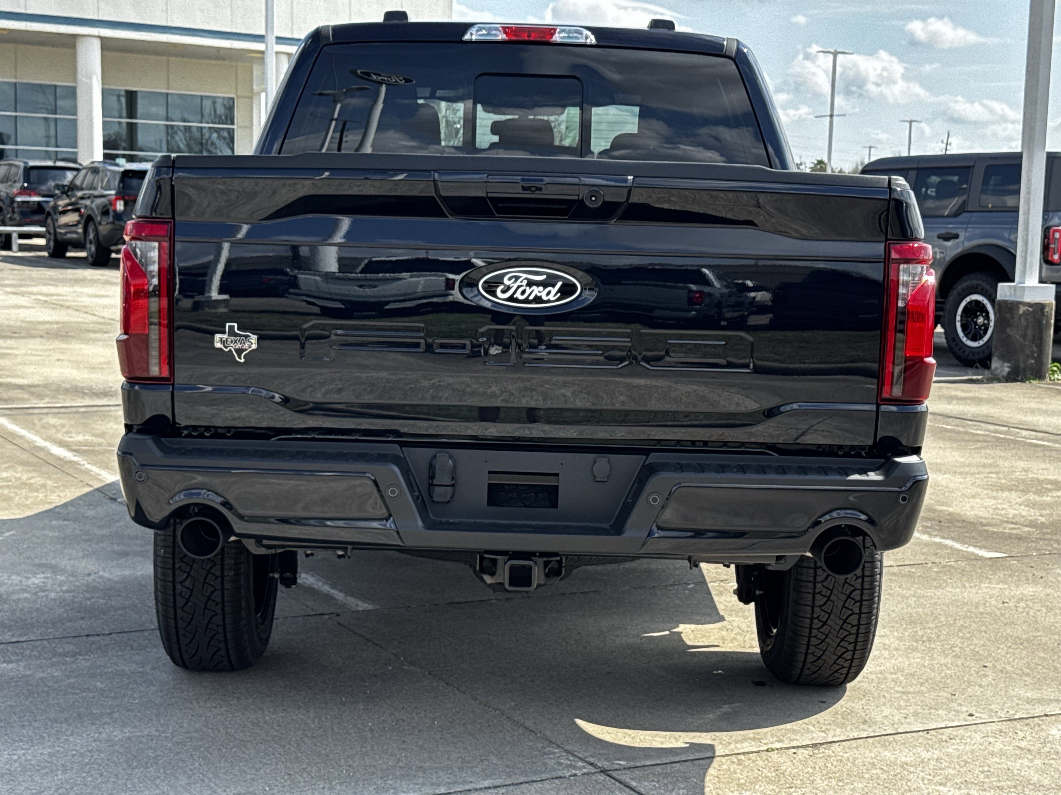 New 2026 Ford F150 XLT w/ Equipment Group 302A MID AWD/4WD image 9