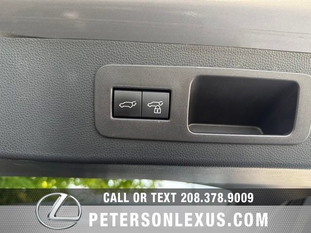 Used 2022 Lexus LX 600 F Sport AWD/4WD image 22