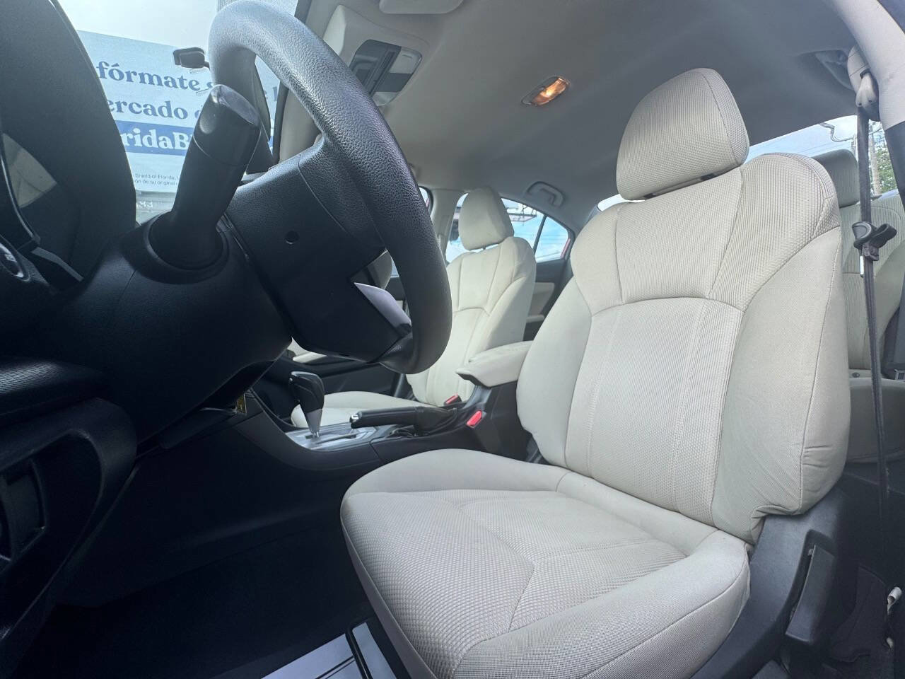 Used 2017 Subaru Impreza 2.0i AWD/4WD image 8