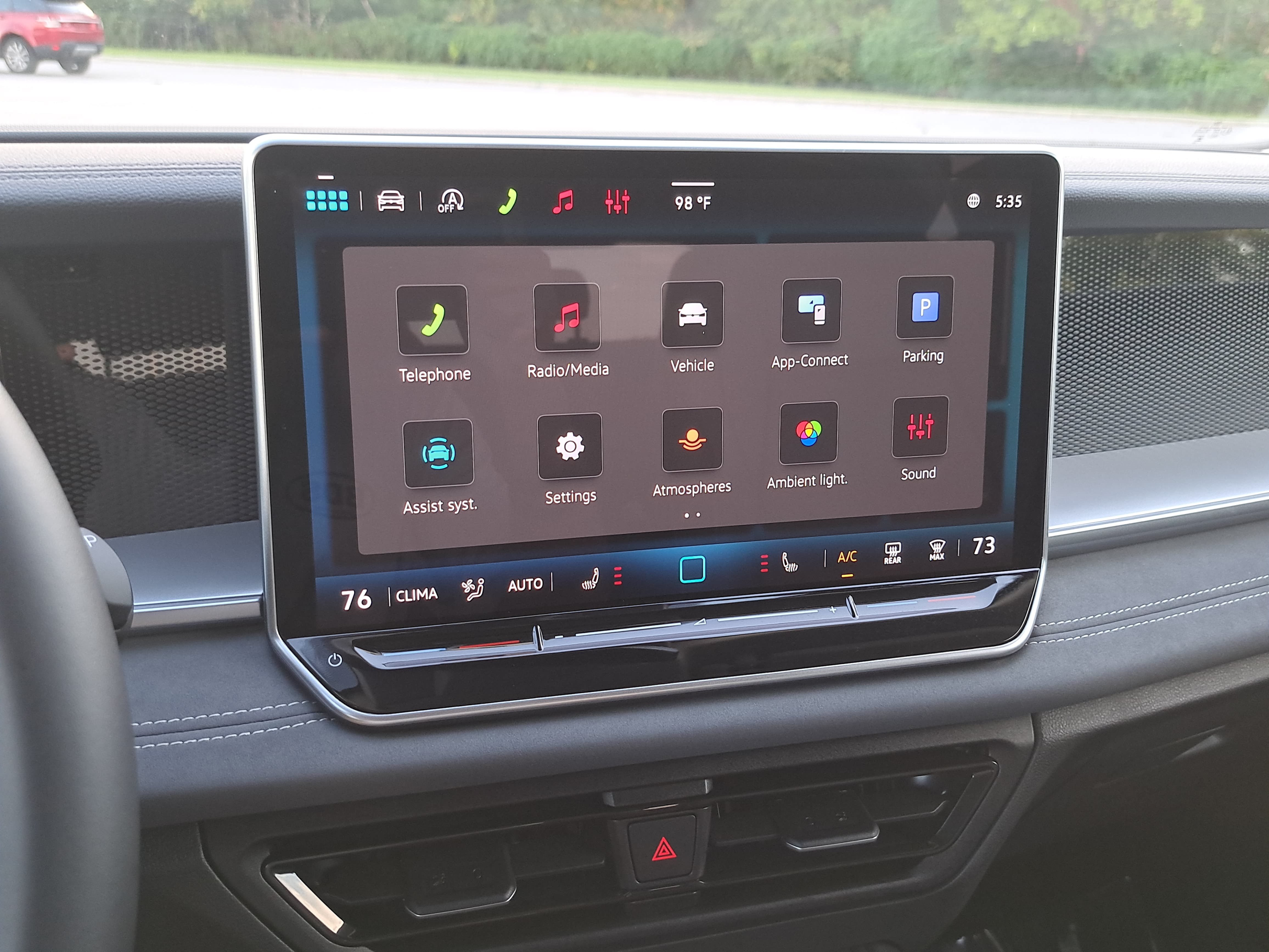 Used 2026 Volkswagen Tiguan SE FWD image 23