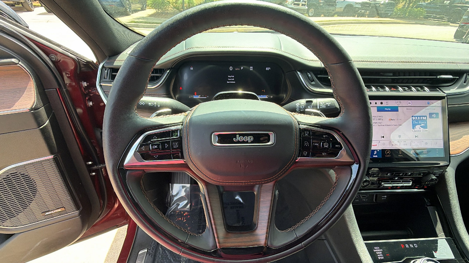 Used 2025 Jeep Grand Cherokee L Summit w/ Advanced Protech Group IV image 30