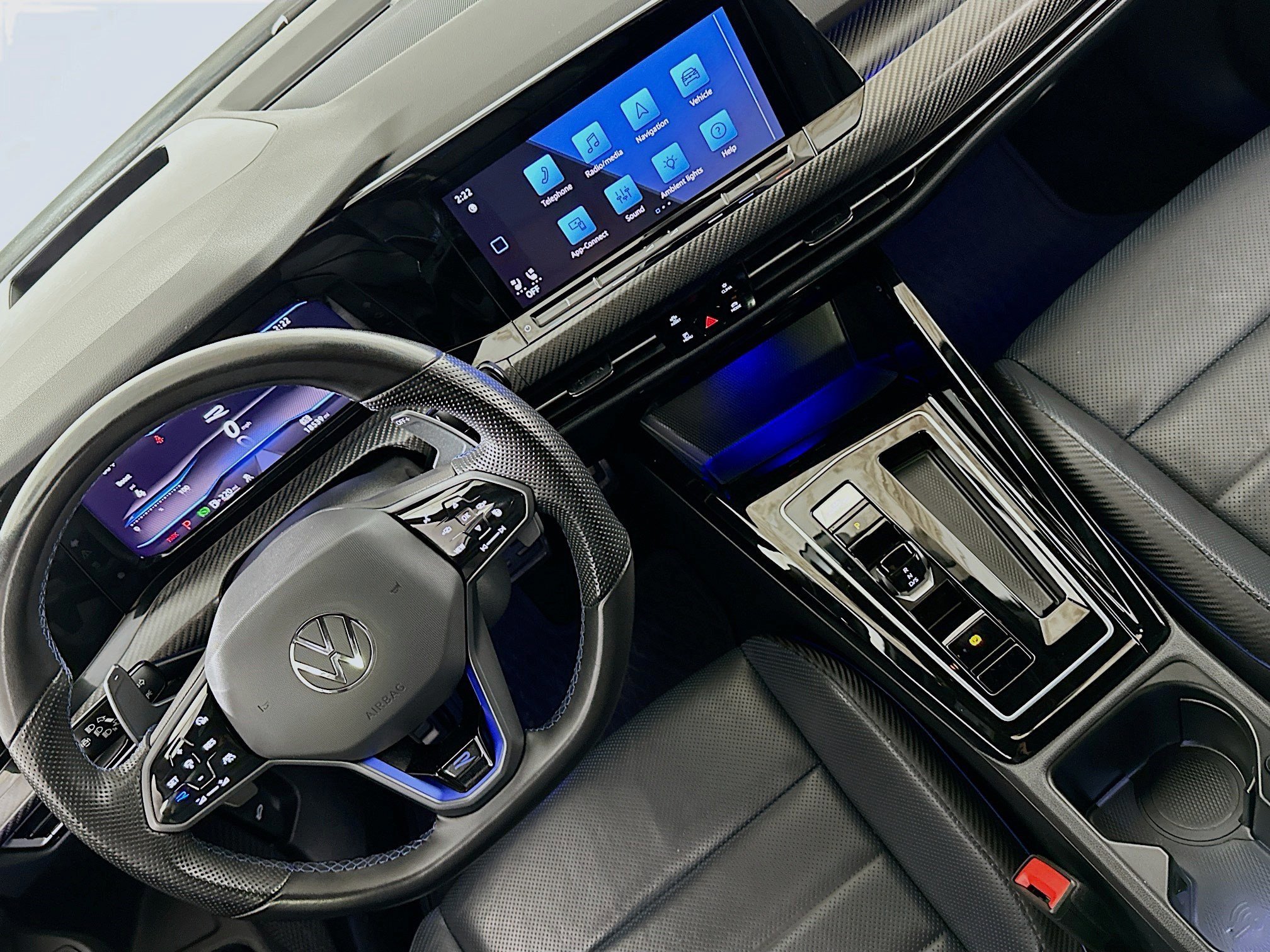 Used 2023 Volkswagen Golf 20th Anniversary Edition image 21