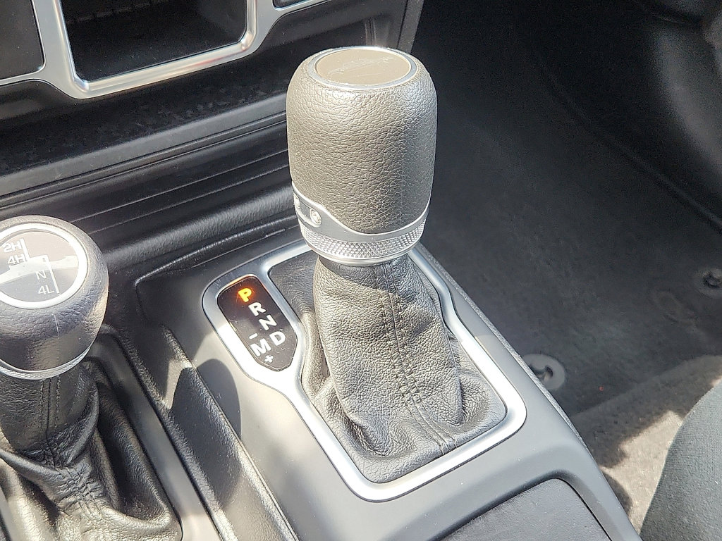 Used 2021 Jeep Gladiator Sport image 29