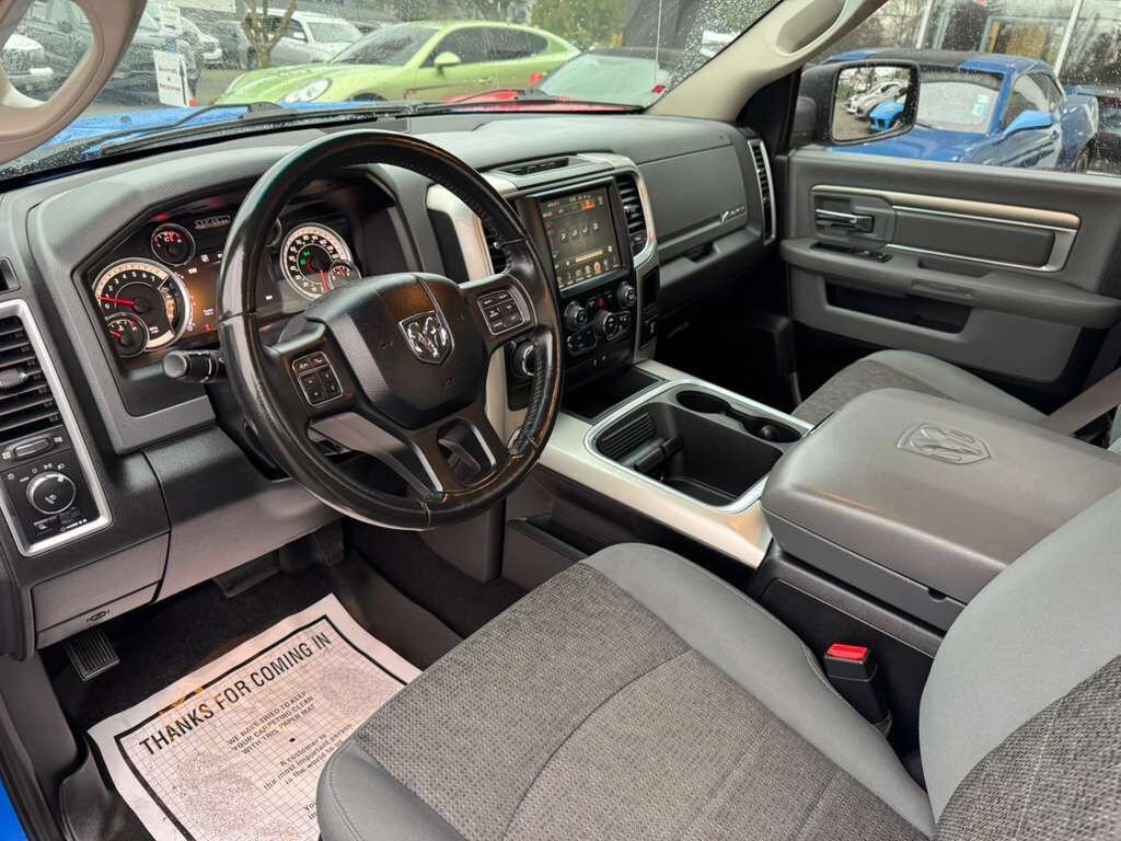 Used 2017 RAM 1500 Big Horn RWD image 3