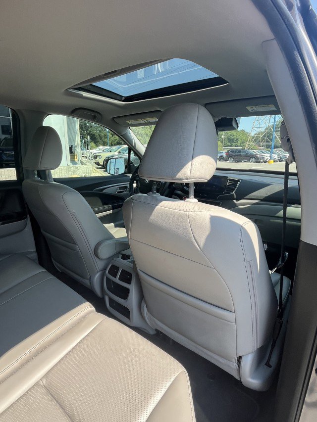 Used 2021 Honda Ridgeline RTL image 11